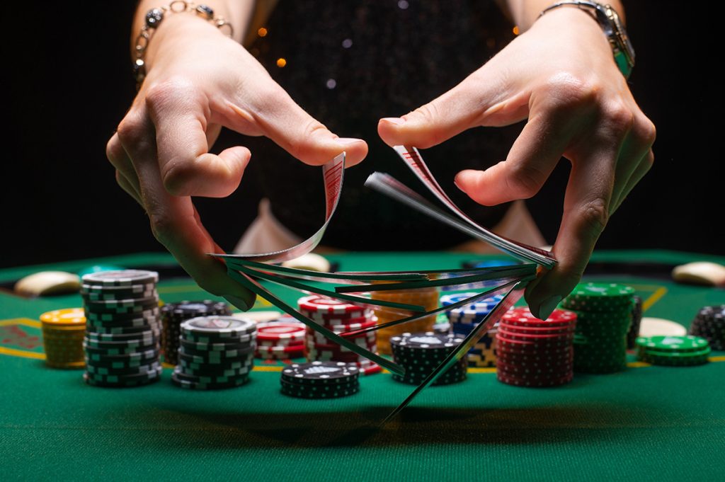 Pros and cons of playing gambling games on the web game betting